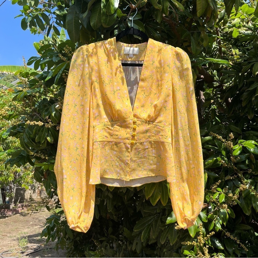 Divine Heritage‎ yellow floral semi sheer long sleeve blouse
